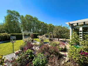 Photo 48- click for photo gallery